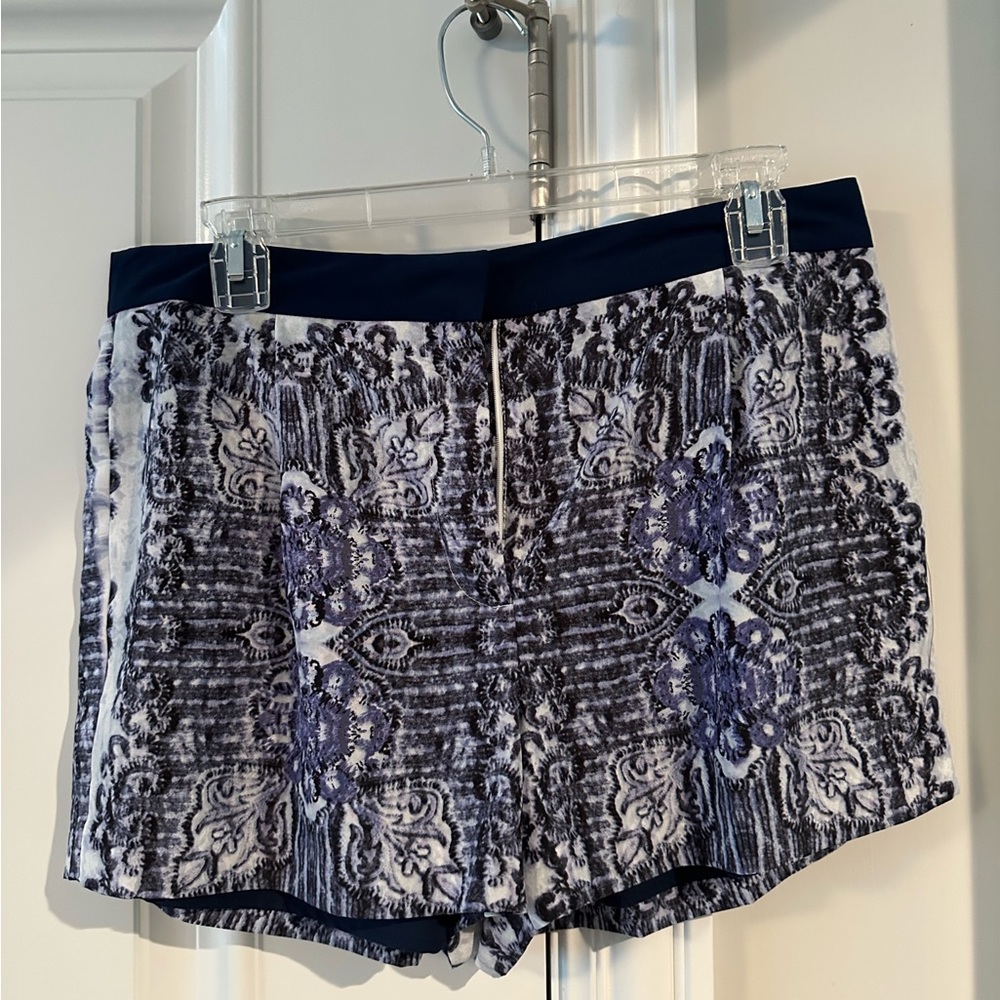 1 State | Blue & White Shorts